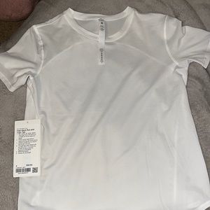 Lululemon T-shirt